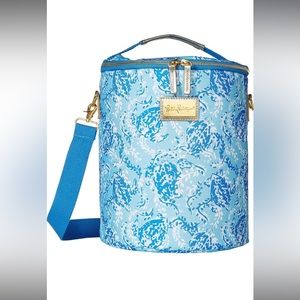 Lilly Pulitzer insulated cooler bag in Turtley Awesome